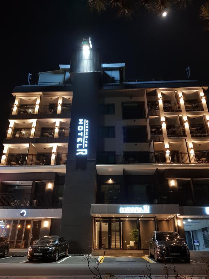 Hotel R Gangneung Bagian luar foto